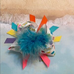 Multi Color Feather Medium Hair Bow